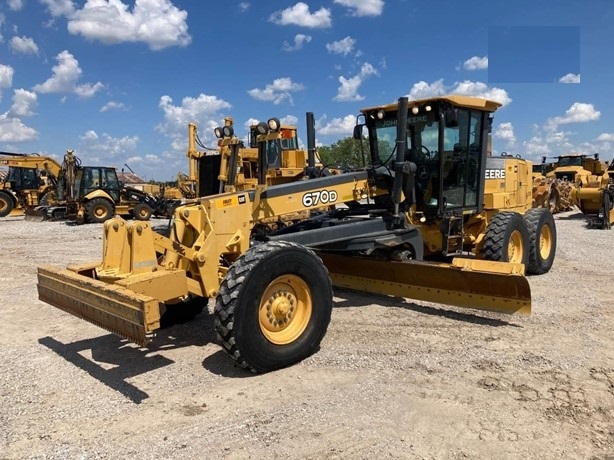 Motoconformadoras Deere 670D