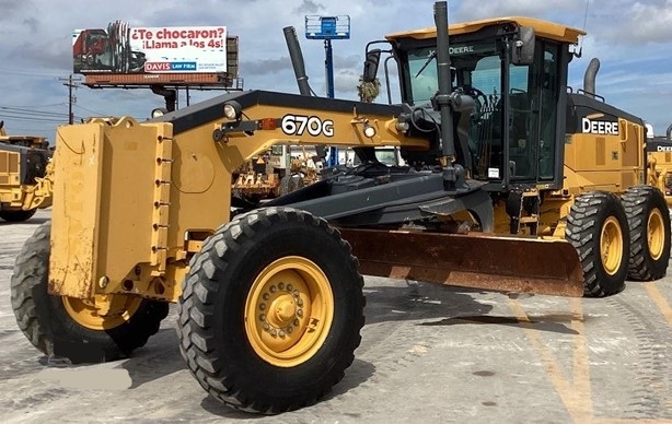 Motor Graders DEERE 670G