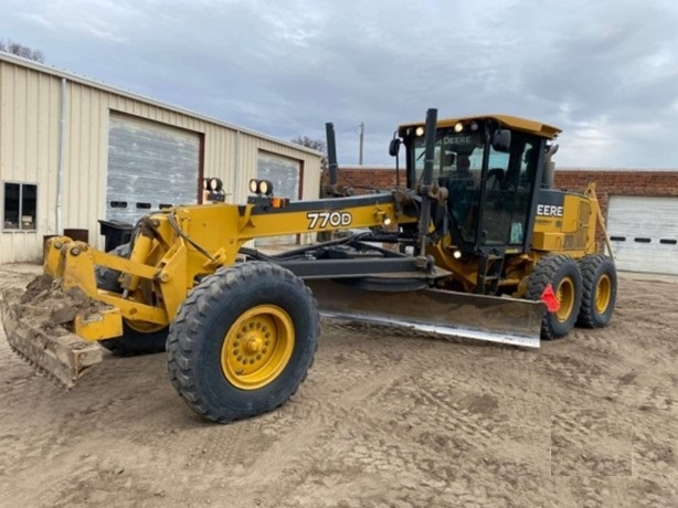 Motoconformadoras Deere 770D