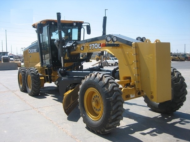 Motor Graders DEERE 770G