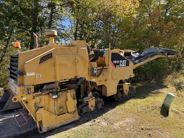 Recycles Caterpillar PM-102