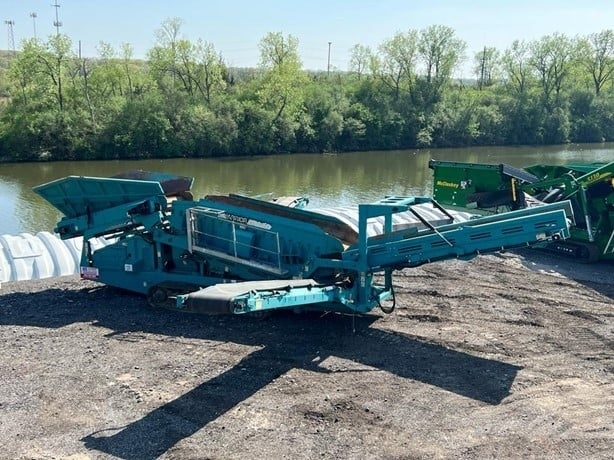 Screen Powerscreen WARRIOR 1800