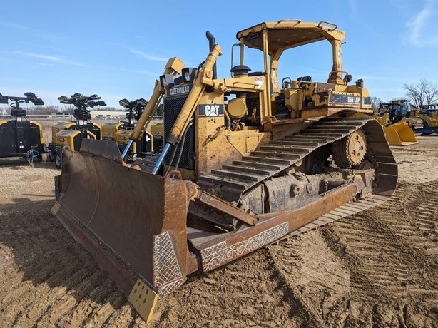 Dozers/tracks Caterpillar D6H