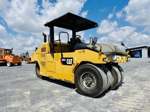 Compactadora Con Llantas Caterpillar CW34 en venta, usada Ref.: 1731609598760163 No. 2