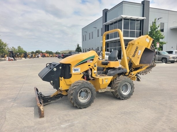 Trencher VERMEER RTX550