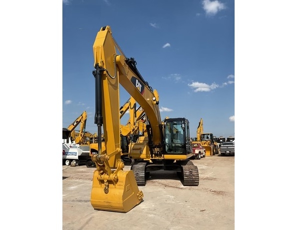 Excavadoras Hidraulicas Caterpillar 320D en venta Ref.: 1733518354501960 No. 2