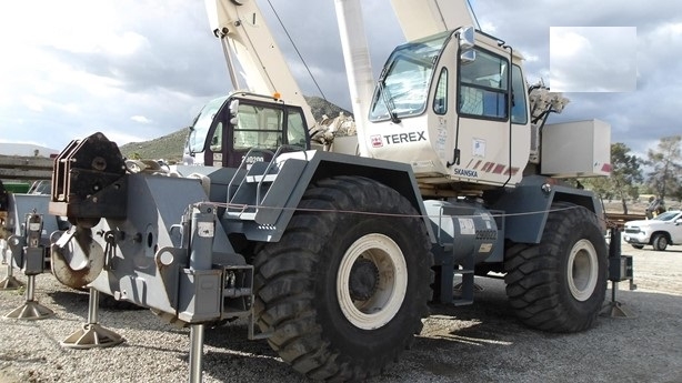 Cranes TEREX RT555