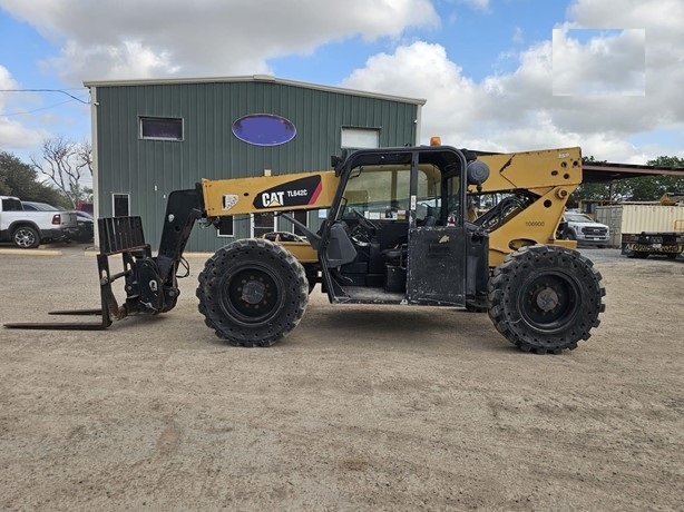 Telehandler CATERPILLAR TL642