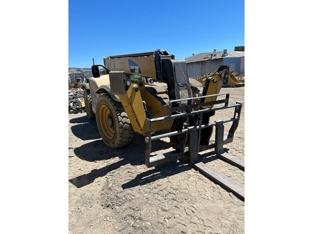 Manipulador Telescopico Caterpillar TL642 de segunda mano en vent Ref.: 1736878205504441 No. 2