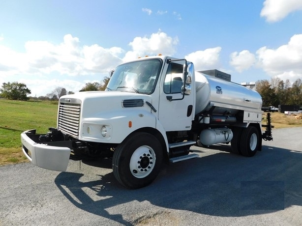 Asphalt Distributor Truck Etnyre CENTENNIAL