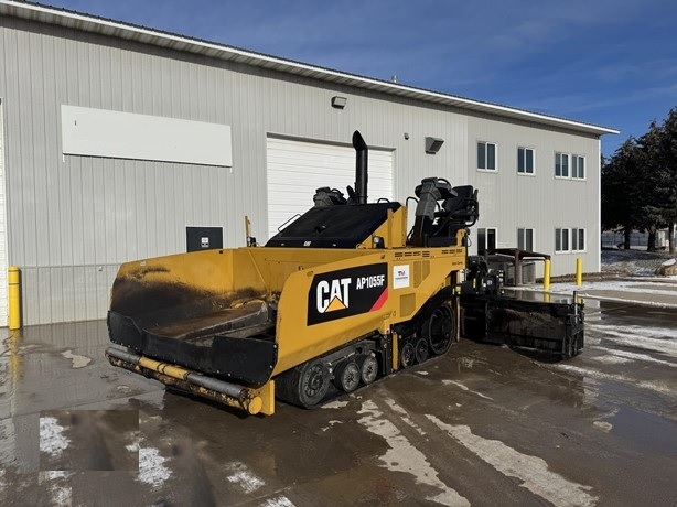 Pavers Caterpillar AP-1055F