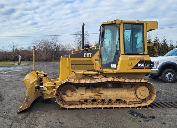 Dozers/tracks Caterpillar D5N