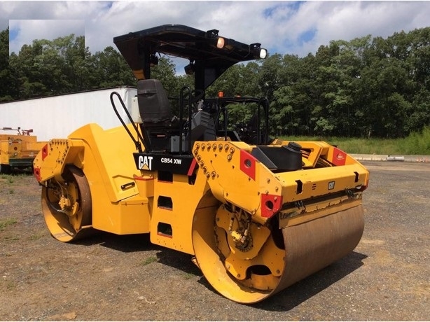 Compactadora Vibratoria Caterpillar CB54 de segunda mano Ref.: 1745264309457188 No. 2